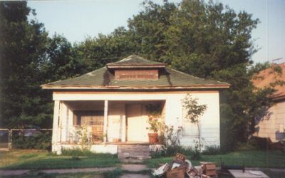 1917 Adams 1994
