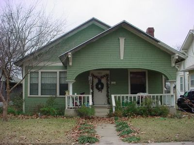 1922 6th 2002
Interior restoration begun by Hal Parson
