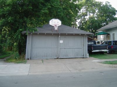 1944 6th garage 2005
