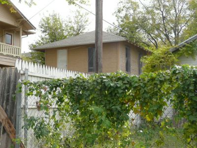 1950 Alston garageapt 2008
