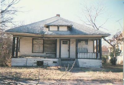 1954 Lipscomb 1995
Boarded and abandoned
