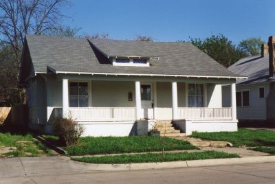 1961 College 2000
