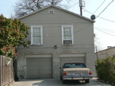 2000 Hurley garageapt 2008
