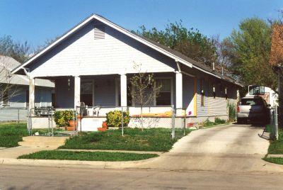2001 College 2000
