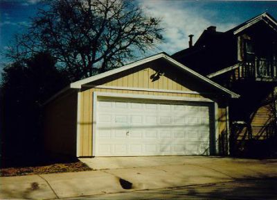 2018 Lipscomb garage 1995
