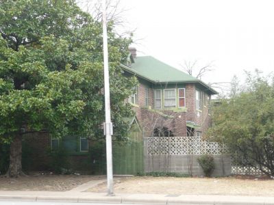 2100 Hemphill 2009
South building 
