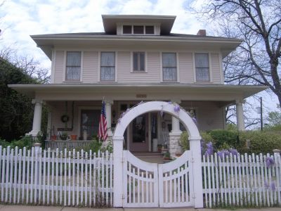 2100 Lipscomb 2010
