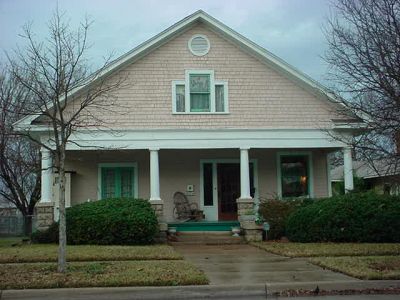2104 Fairmount 2002
