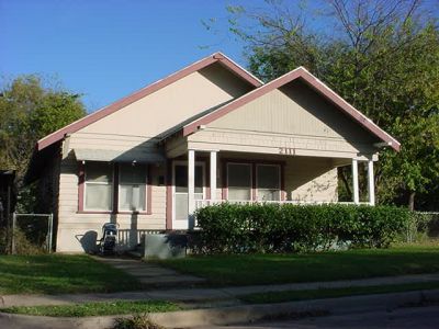 2111 Washington 2003
