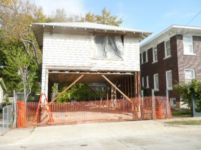 2112 College garage 2008 November
