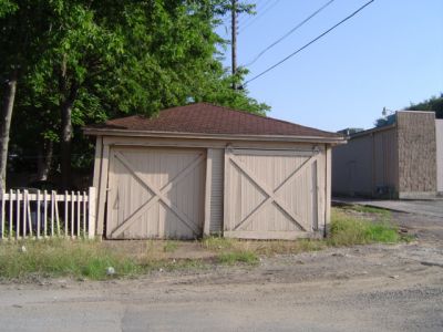 2200 Hurley garage 2005
