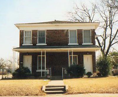 2201 5th 1995
