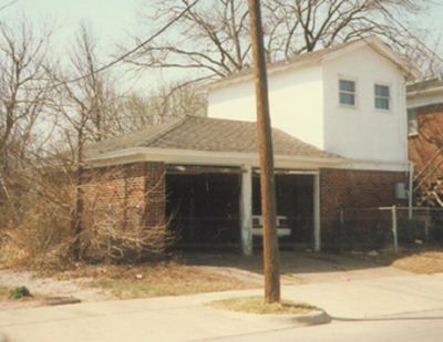 2201 5th garage 1995
