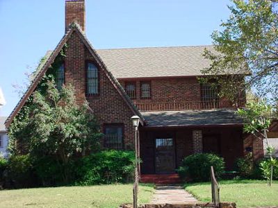 2205 Lipscomb 2003

