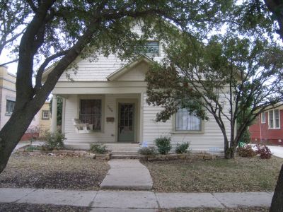 2208 Fairmount 2010
