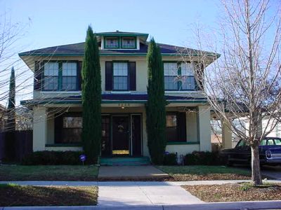 2208 Lipscomb 2002
