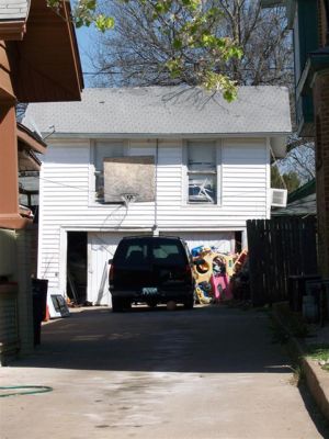 2215 Hurley garage 2008
