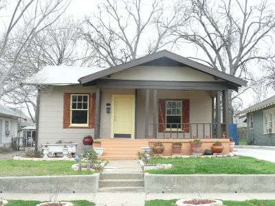2215 Washington 2012
