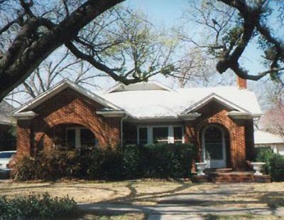 2216 5th 1995
