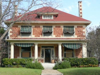 2221 Lipscomb 2008
