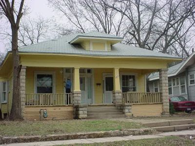 2225 Hurley 2003
