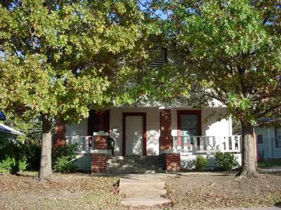 2225 Washington 2003

