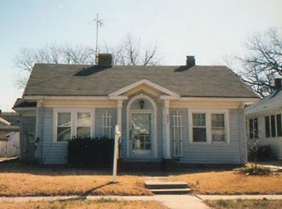 2227 6th 1995
