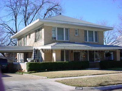 2238 Lipscomb 2002

