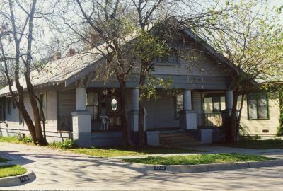 2246 College 2000
Returned from duplex to single family

