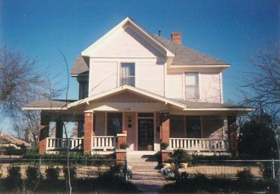2251 Lipscomb 1995
Restoration by Karen and Ivan Taylor to become Bloomsbury B&B

