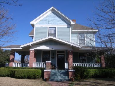 2251 Lipscomb 2010
