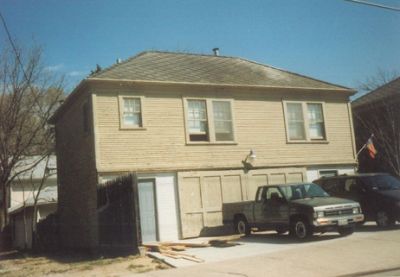2260 5th garage apt 1995
