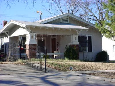 2260 Hurley 2002
