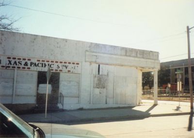 2261 College 1995
