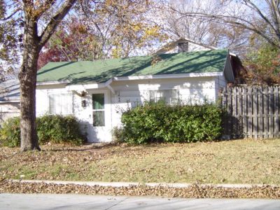 2262 Fairmount garage apt 2003
