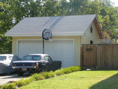 2263 5th garage 2011
