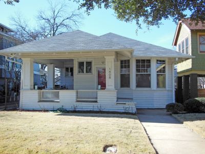 1408 Adams 2017
