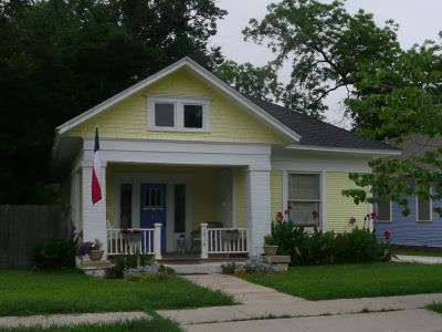 1016 Hawthorne 2012

