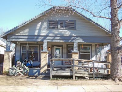 1725 Adams 2017
