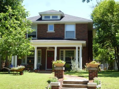 2217_Lipscomb_2016
