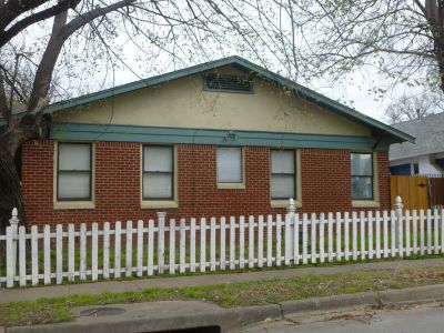 1011 Allen 2019 side
