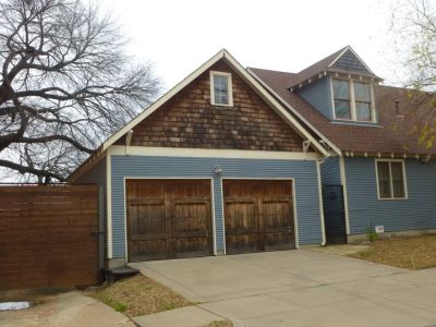 1330 Alston garage 2019
