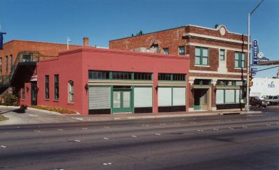 701 Magnolia side 2000
