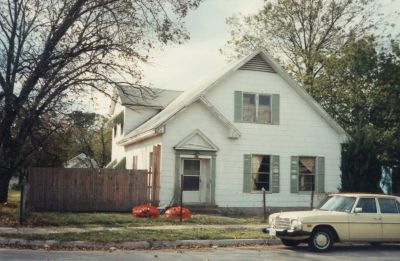 801 Richmond 1990
