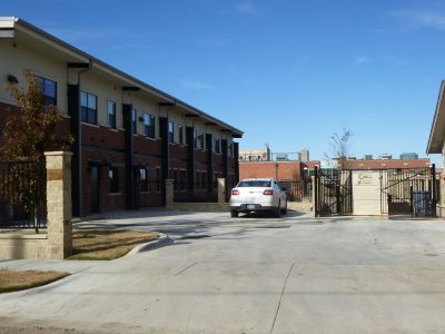 812 Morphy Parking lot 2013
