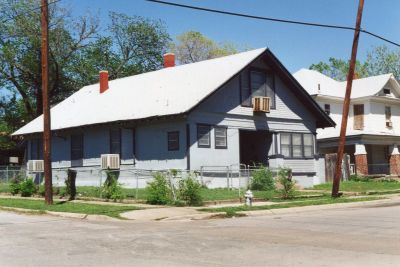 818 Richmond 2000
