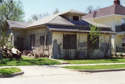 1009 Hawthorne 2000
