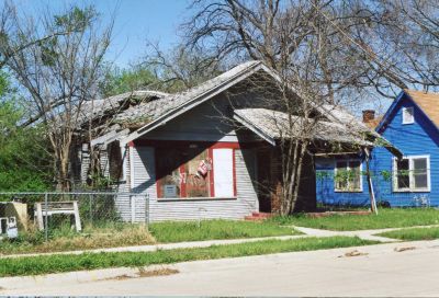 1012 Lilac 2000
House was demolished.
