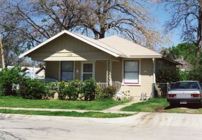 1126 Hawthorne 2000
