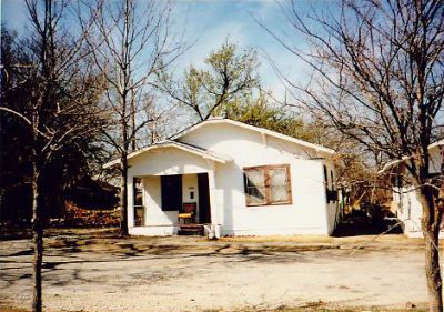 1203 Allen 1995
Original address 1714 Smith Street
Re-addressed in the 1980's when Allen was straightened
